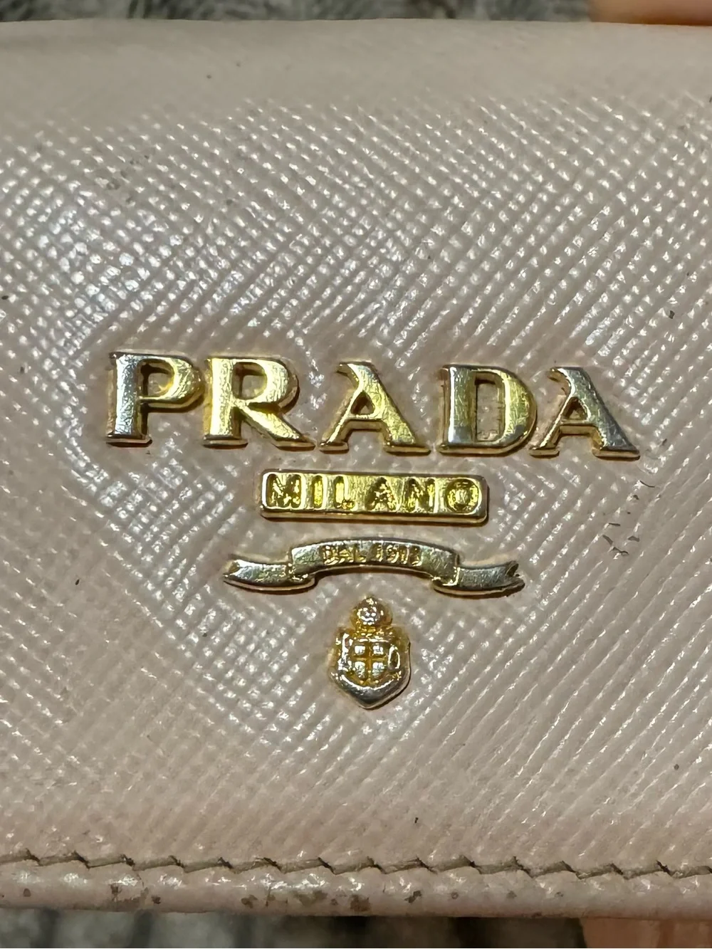 Prada please check